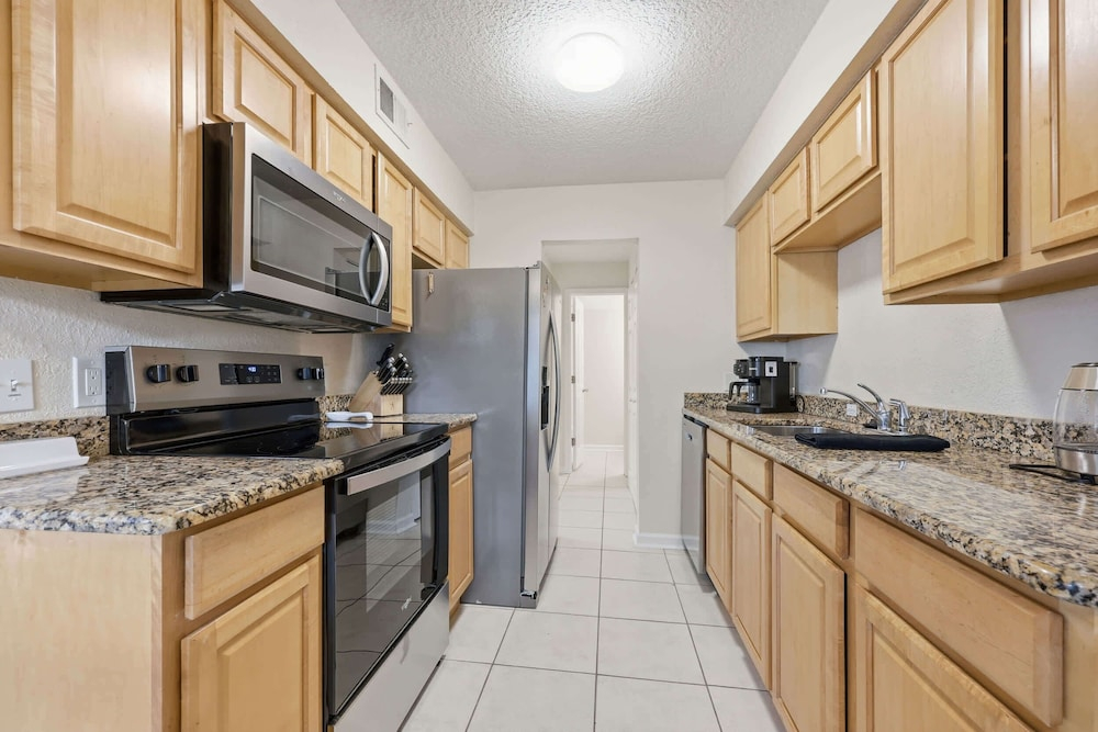 Fair Seas Clipper Condo for 6