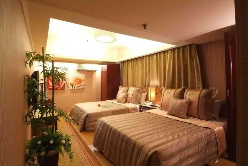Honeydew Hotel