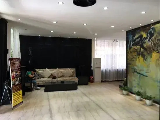Tai 9 Hotel (duelbert)