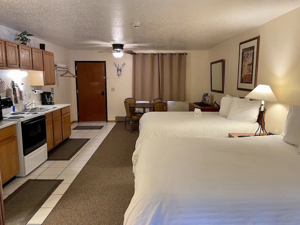 Whitetail Creek Camping Resort