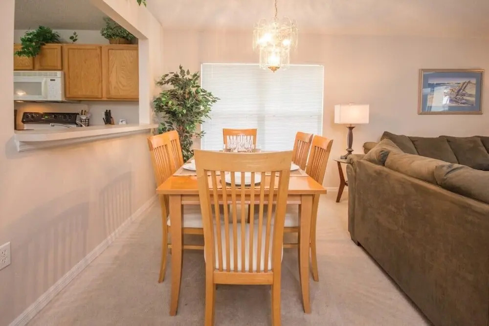 Southside Large Pool Near Disney! 3 Bedroom Home