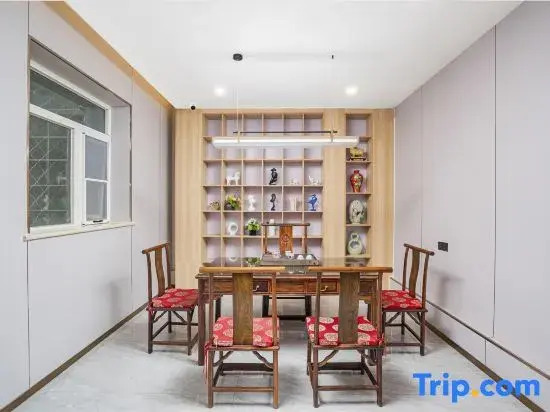Yilong Wanguo Hotel (Beijing Happy Valley Eighteen Mile Branch)