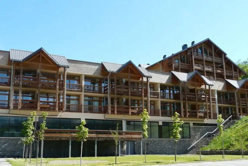 Spacious apartment with a view near the slopes of Valloire