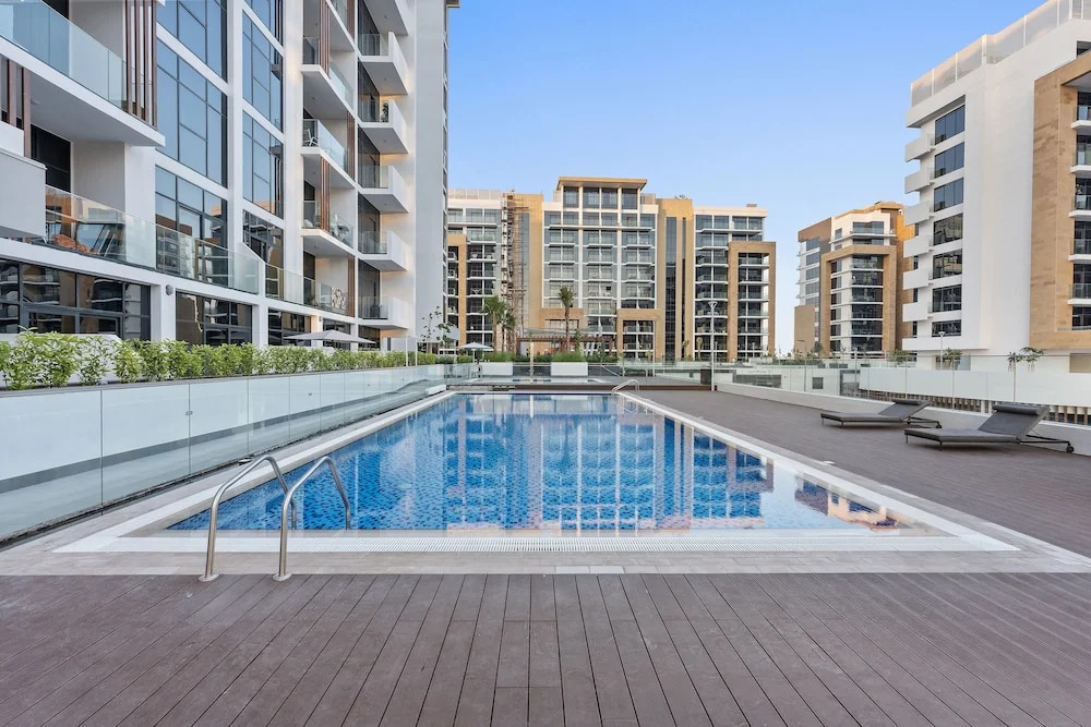 WelHome - Your Dubai Getaway: Cozy Studio at Azizi Rivera 4