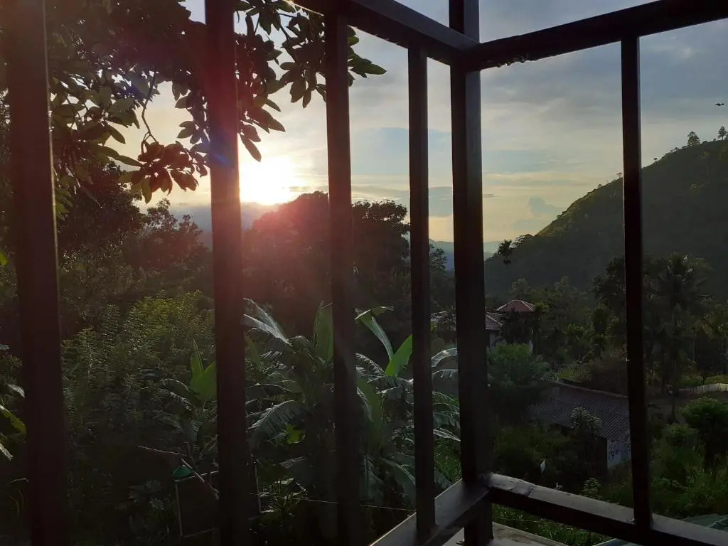 Dimuthu Home Stay