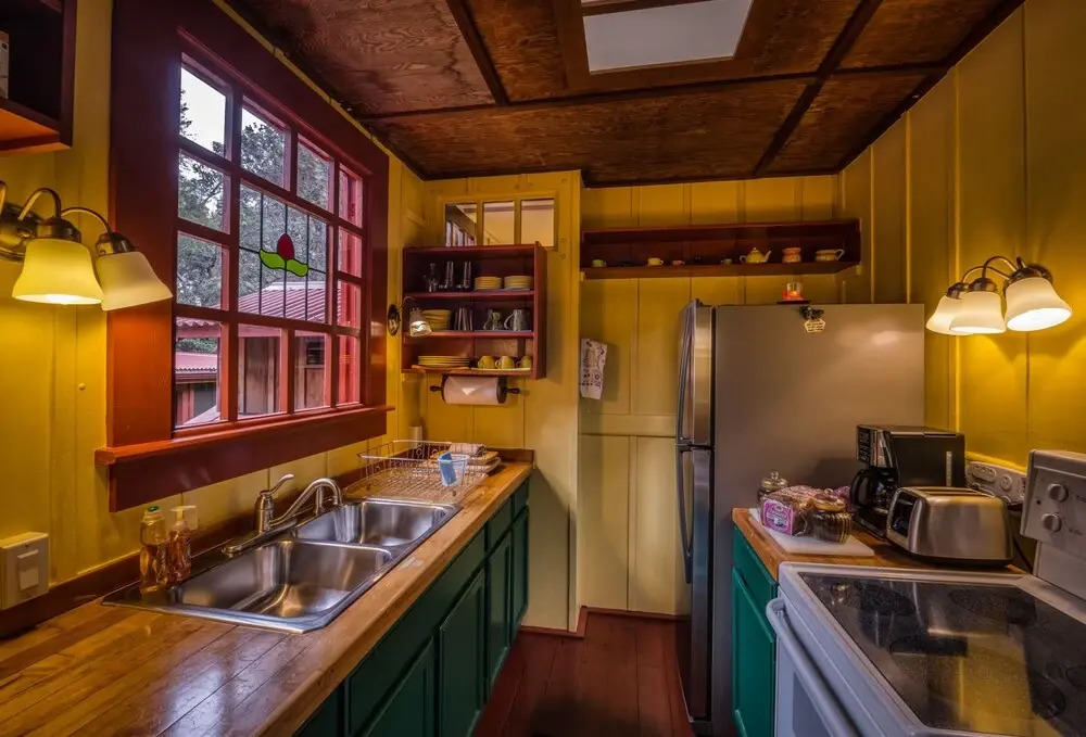 Crater Rim Cabin