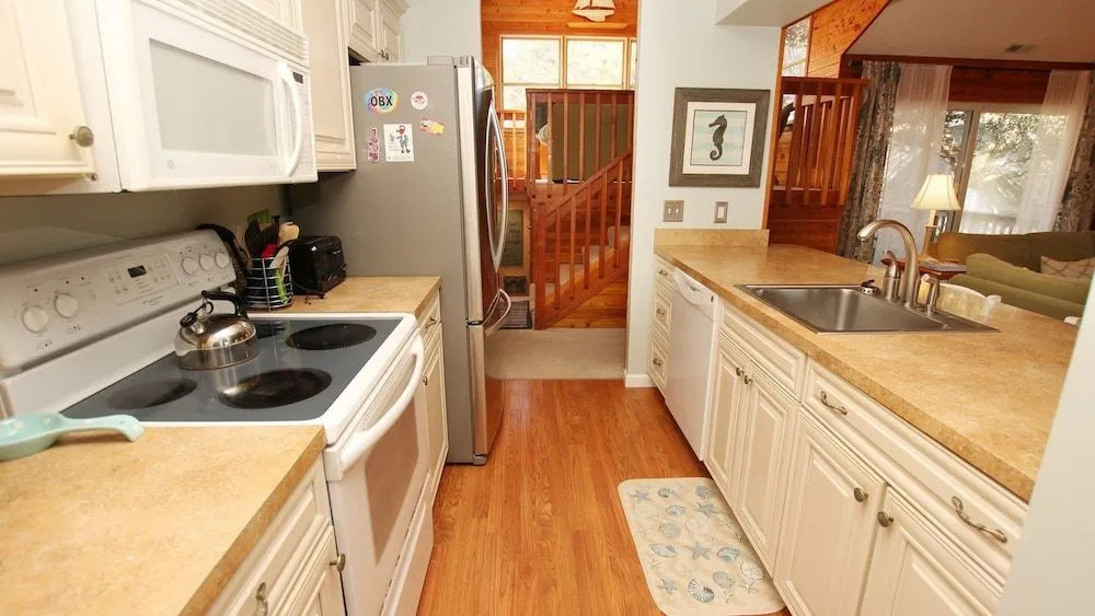 License to Chill 1042 - 5 Br Home