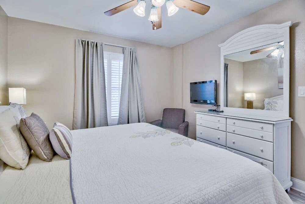 Pelican Beach Resort Condos