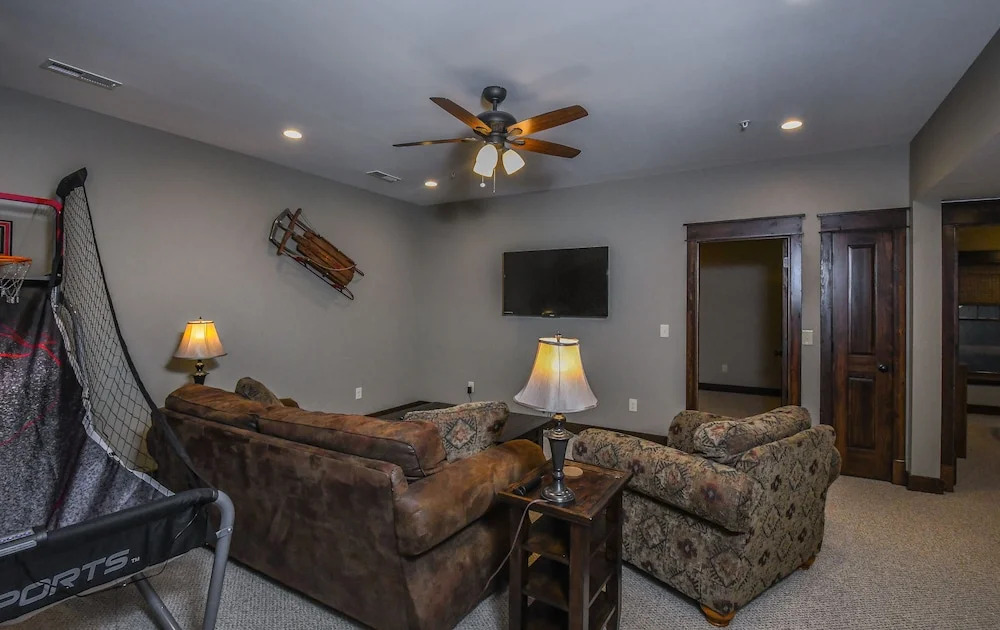 Once in a Blue Moon 5 Bedroom House