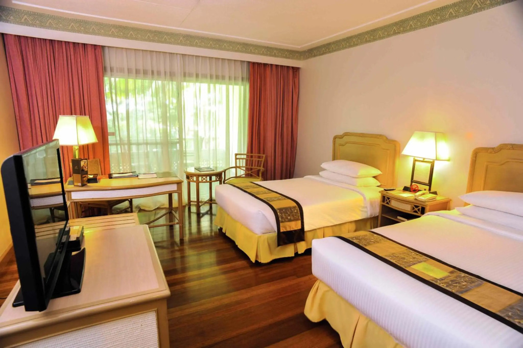 Waterfront Insular Hotel Davao