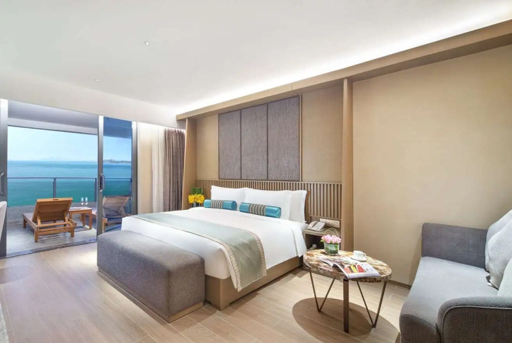 Wyndham Grand Plaza Royale Shuangyue Bay