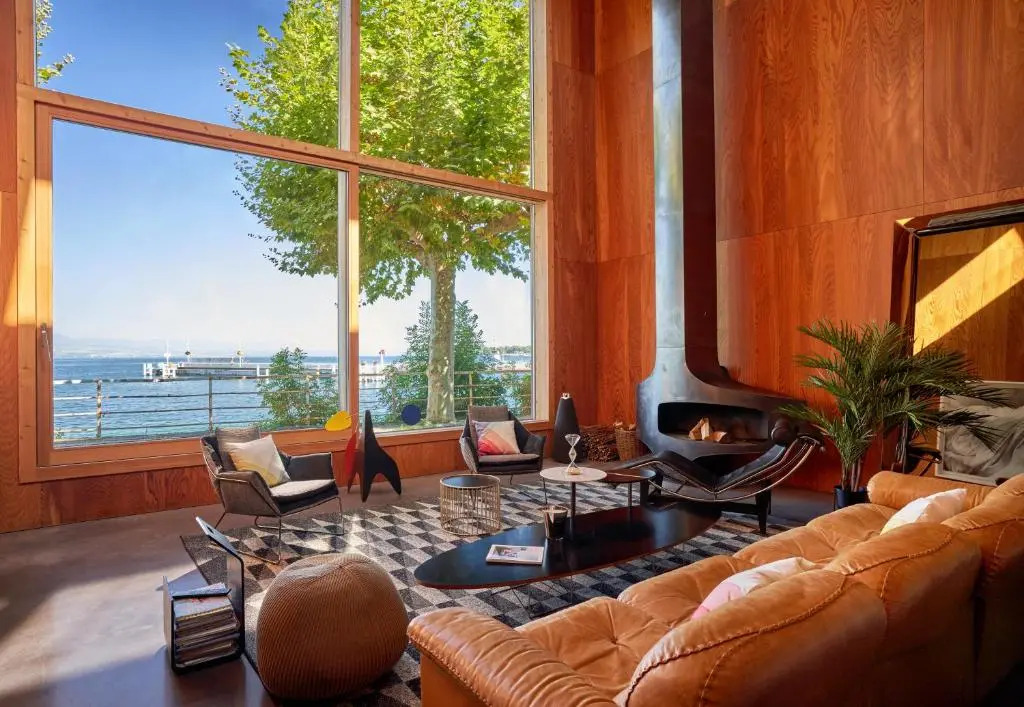 Villa de luxe pieds dans l'eau Otoctone Thonon CASA26