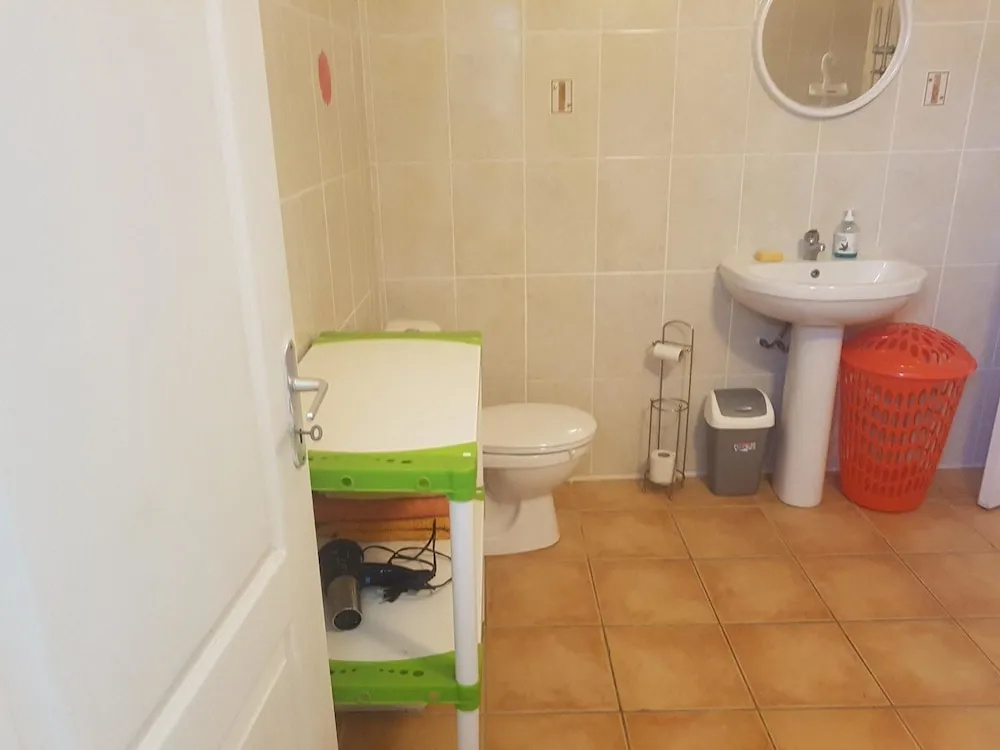 Apartment With one Bedroom in Les Anses-darlet, With Furnished Terrac