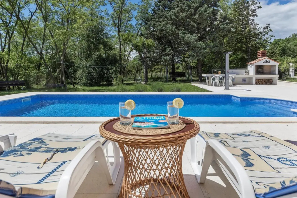 Villa Ana