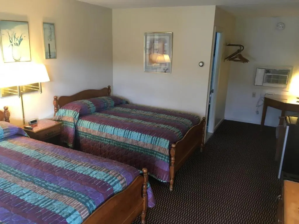 Catamount Motel