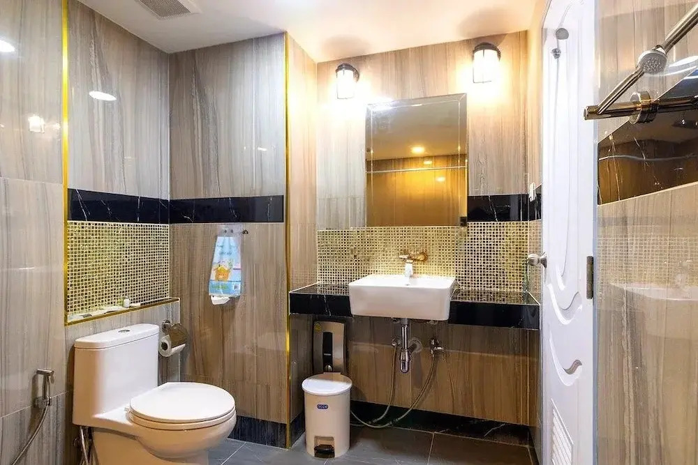 arunsakhon luxury condo