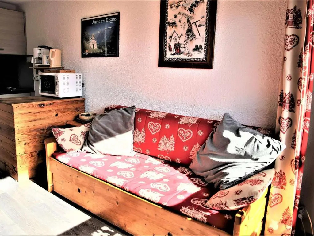 Appartement Auris, 1 pièce, 4 personnes - FR-1-297-93