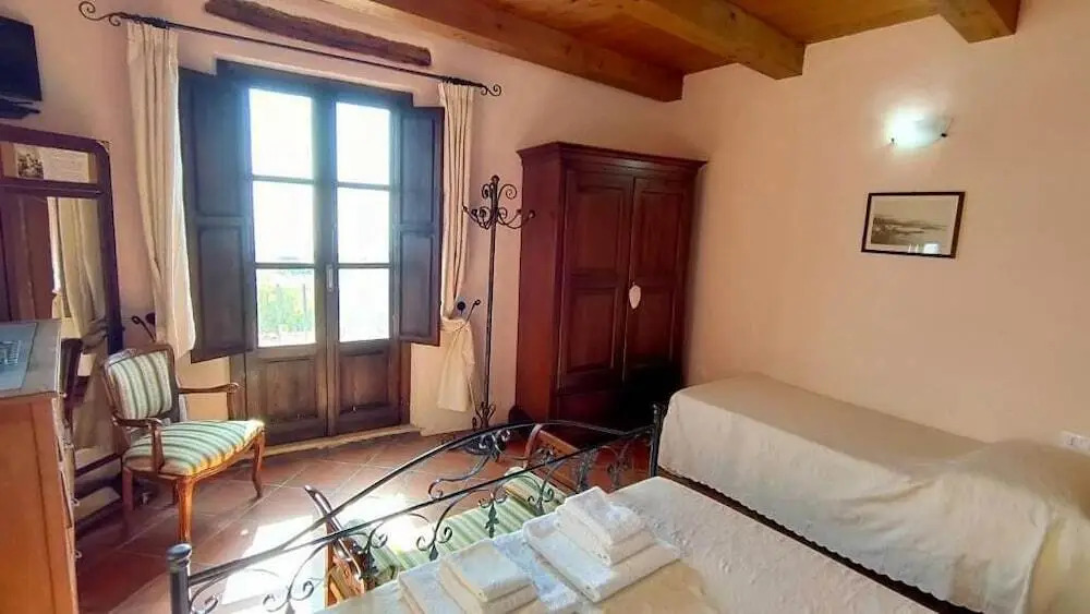 B&B Lavinium