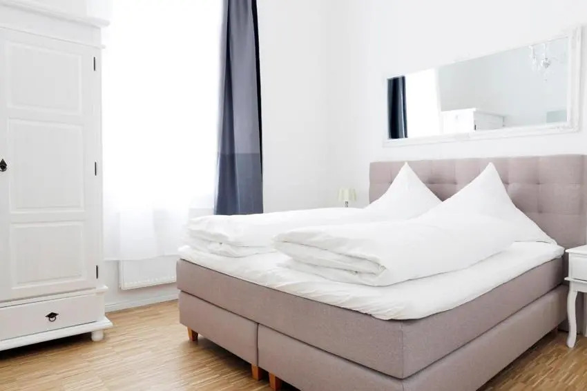 SC 3 Cozy Family & Business Flair welcomes you - Rockchair Apartments