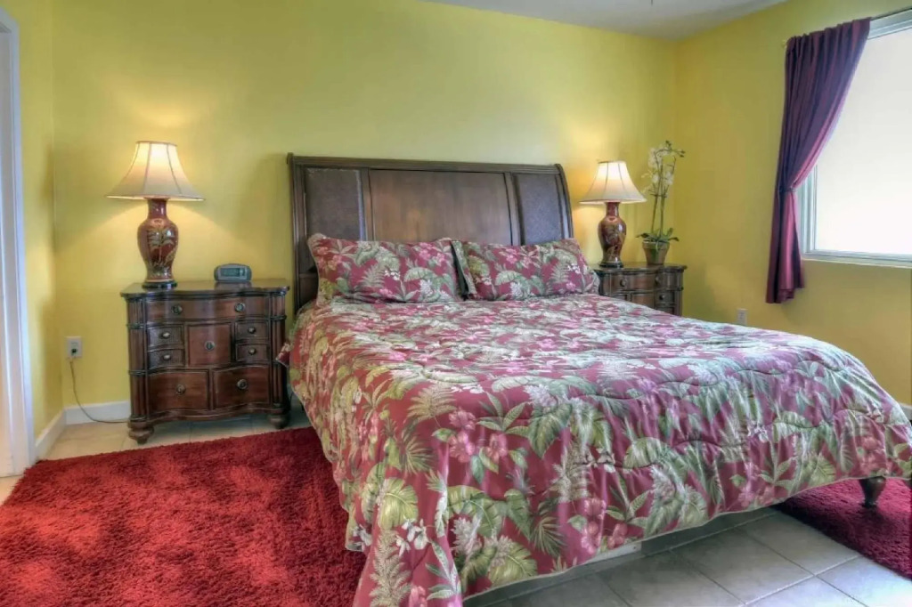 1629 Shores of Panama