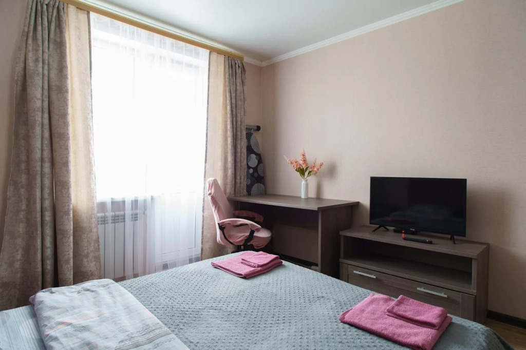 Righ Room апартаменты на Георгия Амелина д. 43