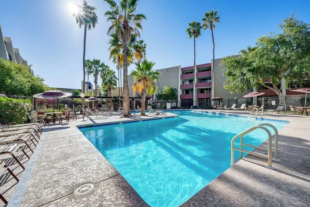 Scottsdale Condo w/ Community Pool & Hot Tub!