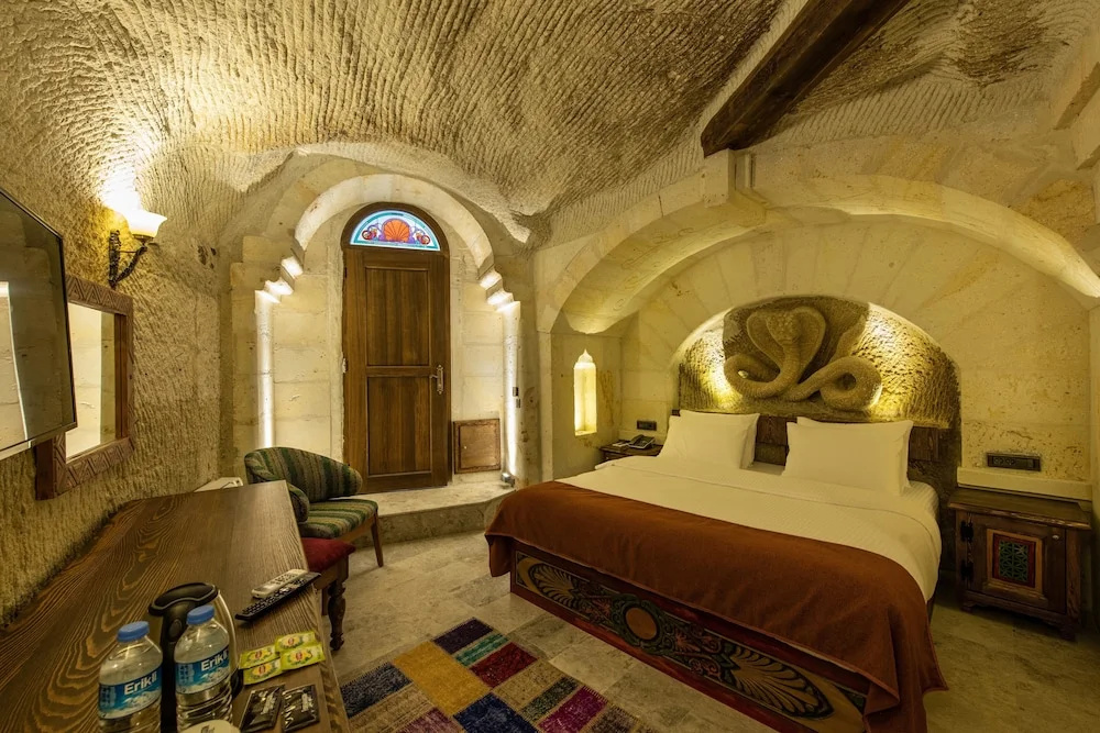 Foremanson Cave Hotel