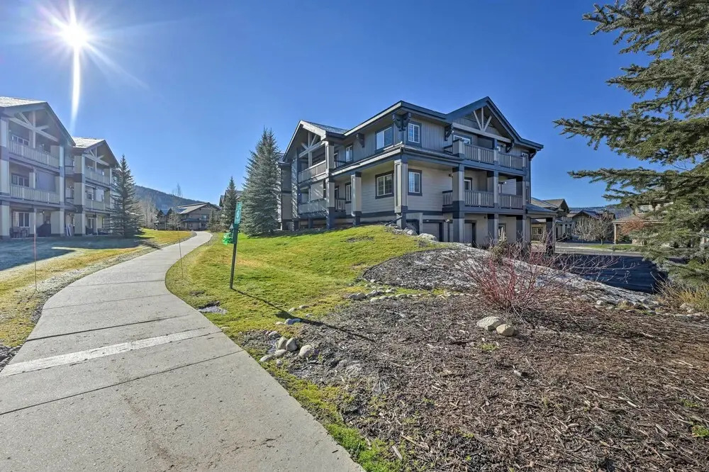 Steamboat Home w/ Garage, 1 Mi to Ski Resort