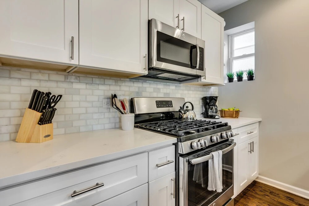 Welcoming Duplex w/ Parking next to Humboldt Park! by AllSet Turnover