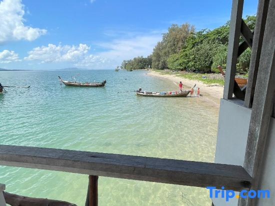 Koh Jum Family Homestay