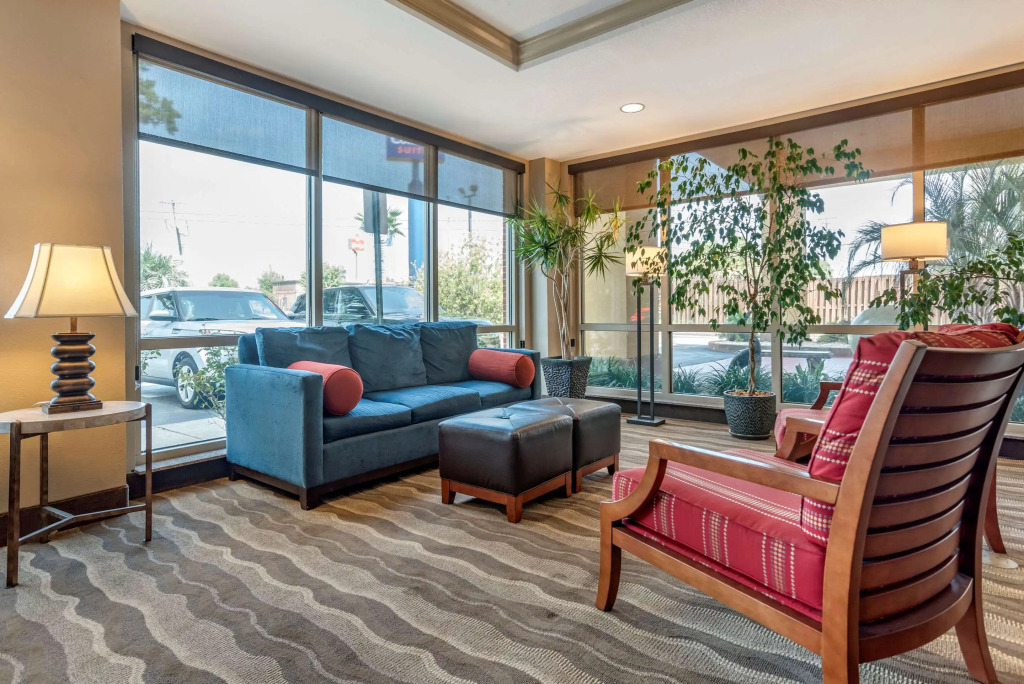 Comfort Suites Biloxi/Ocean Springs