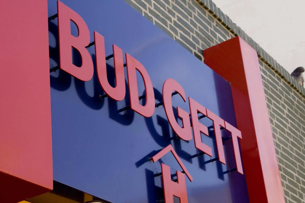 Bud Gett Hostels