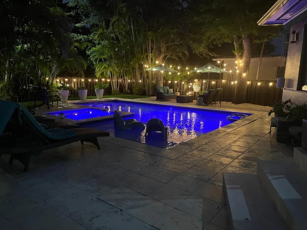Villa Banyan Shores