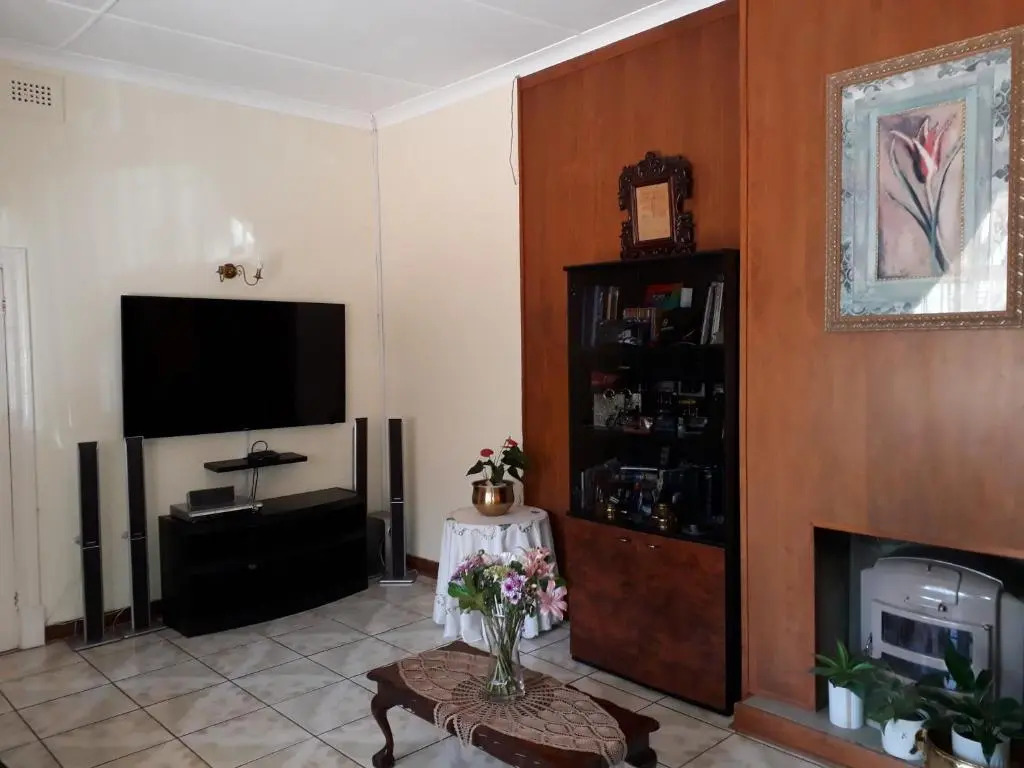 Upper Houghton Guesthouse