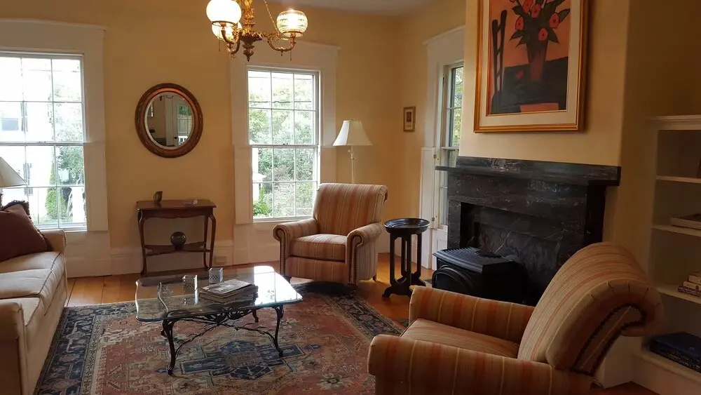 Middle Street Inn