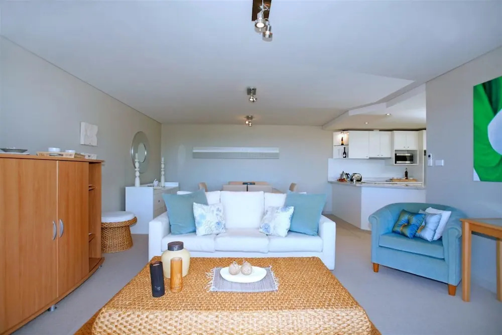 Bayview Apartments, Unit 7/42 Stockton Street