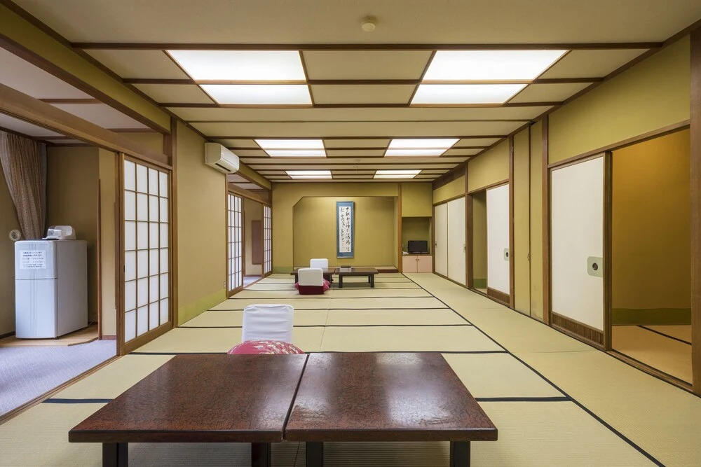 Awazu-Spa Tourist Hotel Kitahachi