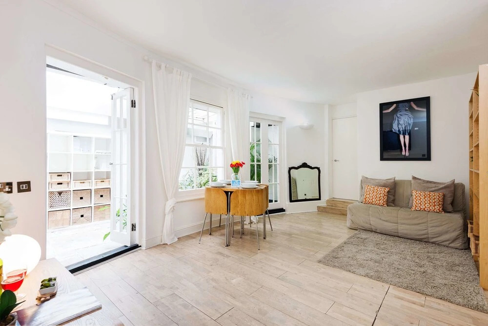 The Gloucester Terrace Abode - EFG