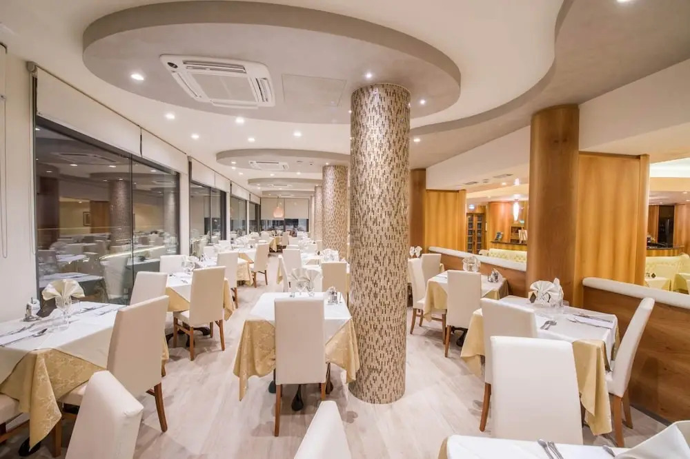 Hotel Mayer
