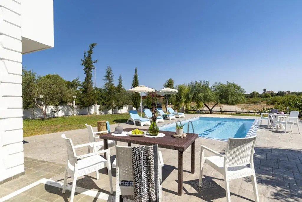 Sunny Kolympia Villa with Private Pool