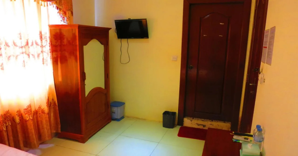 HONEY Guest House