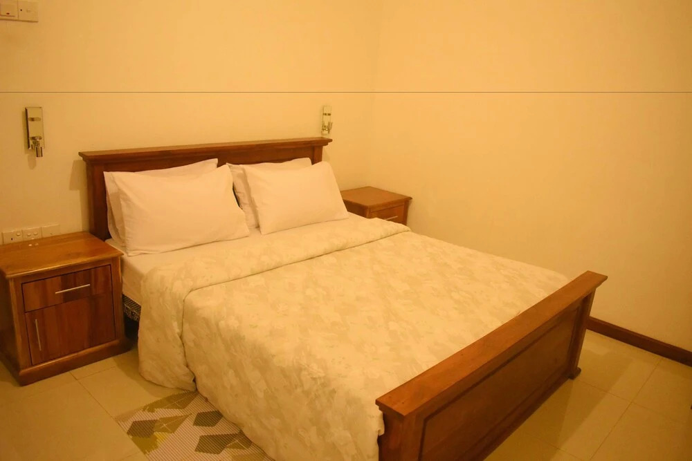 Yoho Olina Lake Inn
