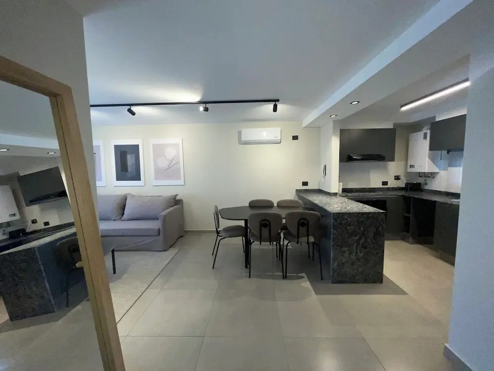 Faz Flat