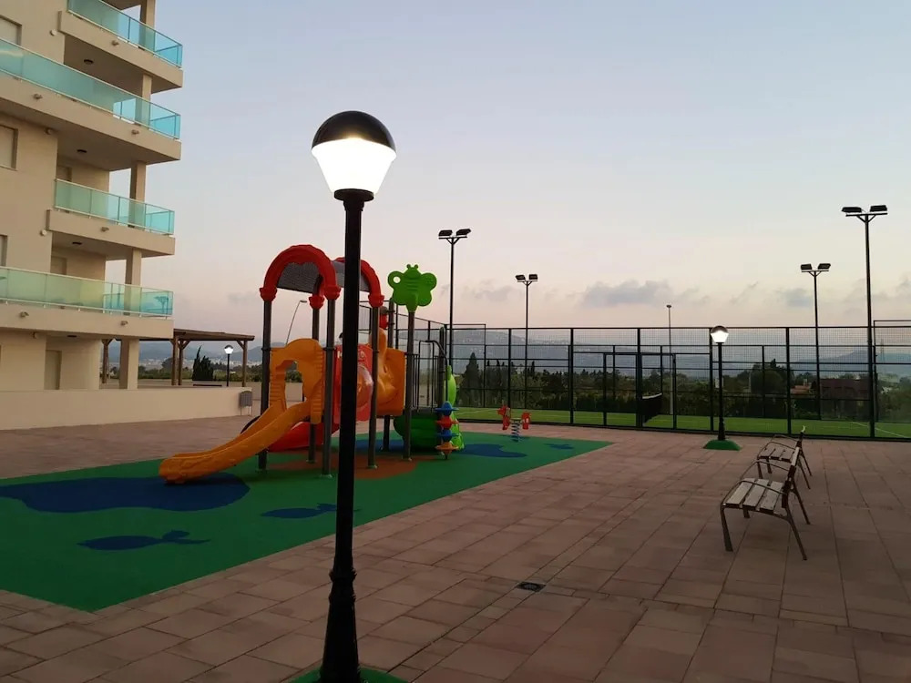 Apartment with 2 Bedrooms in Piles, with Wonderful Sea View And Pool Access - 500 M From the Beach