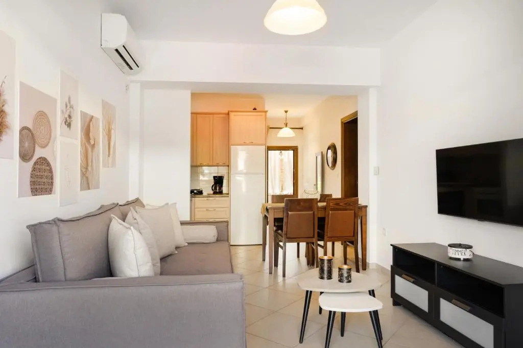 IFESTOS APARTMENTS