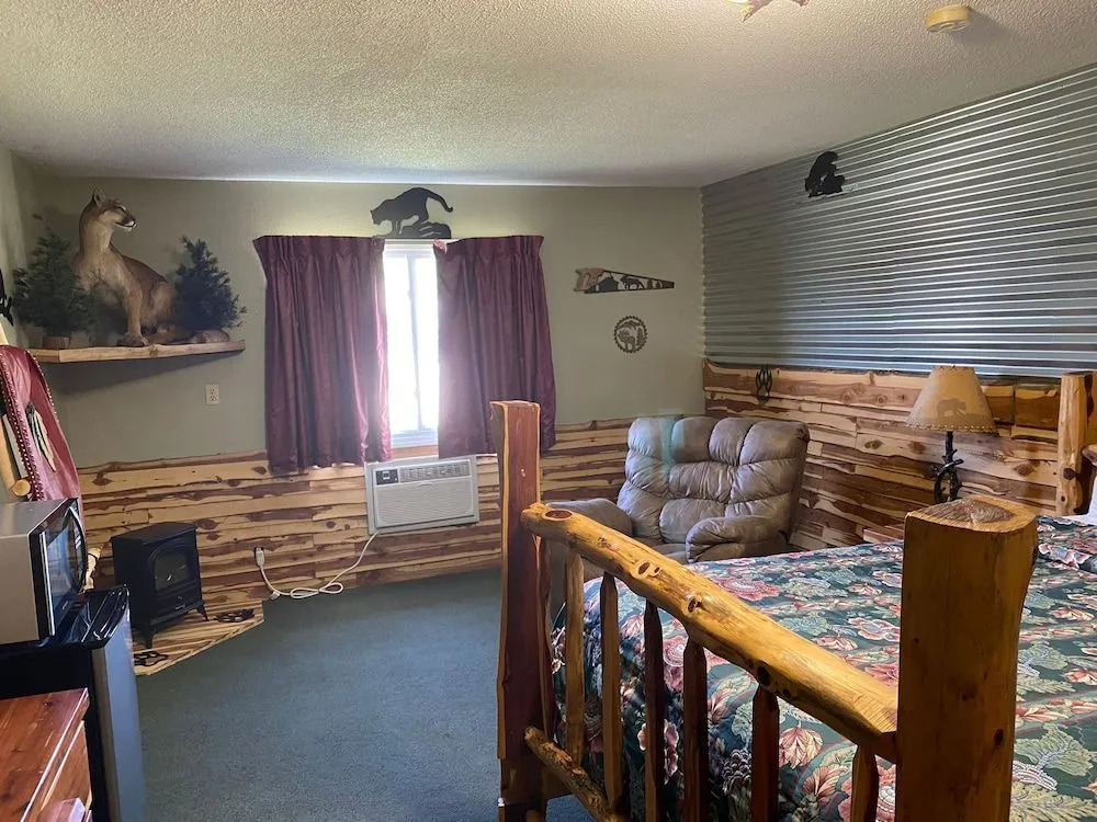 Celebrity Inn