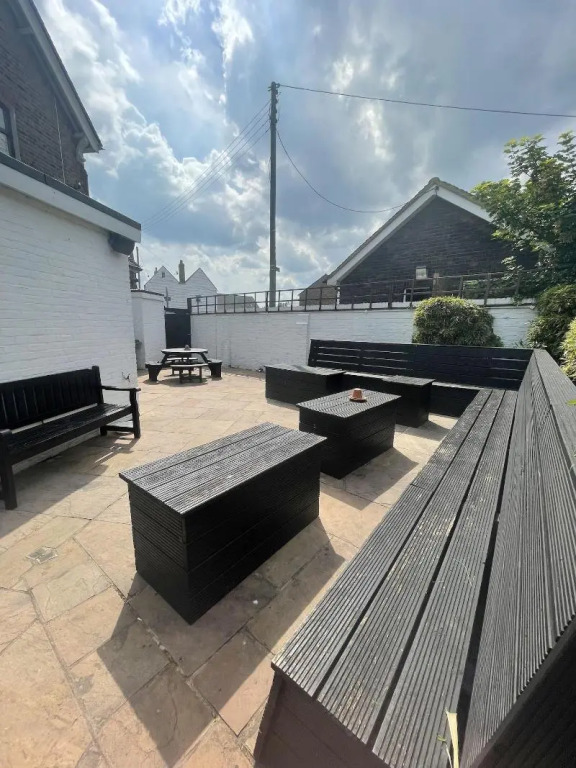 The Six Bells
