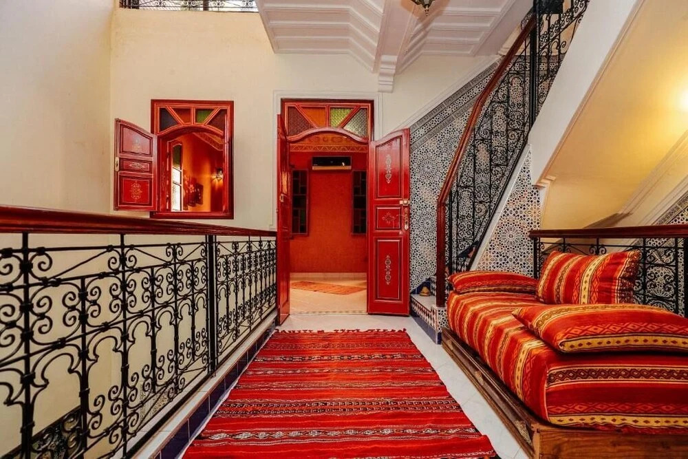 Riad For S
