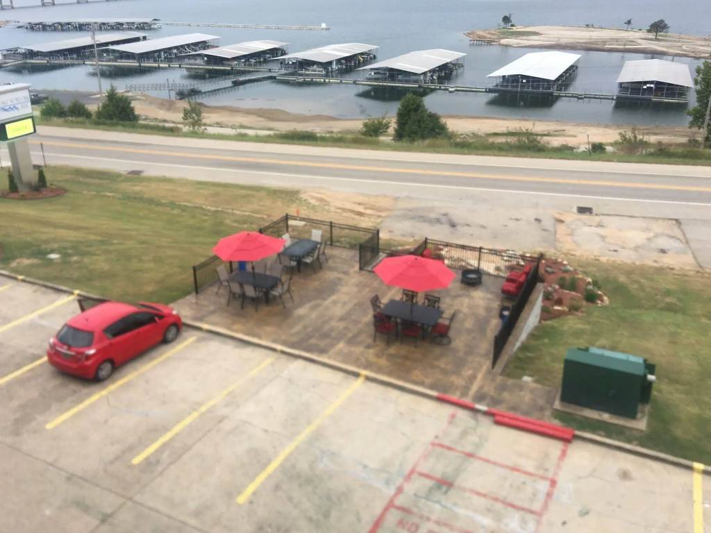 Lake Norfork Resort