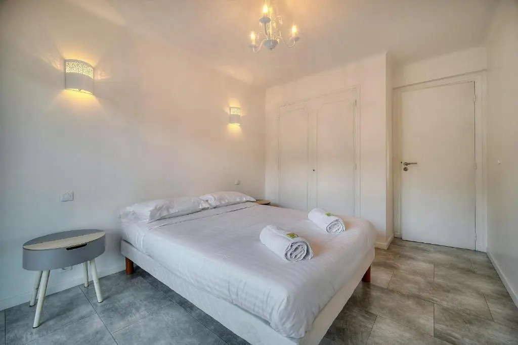 IMMOGROOM - Spacious - Terrace - Air conditioning - Near Croisette